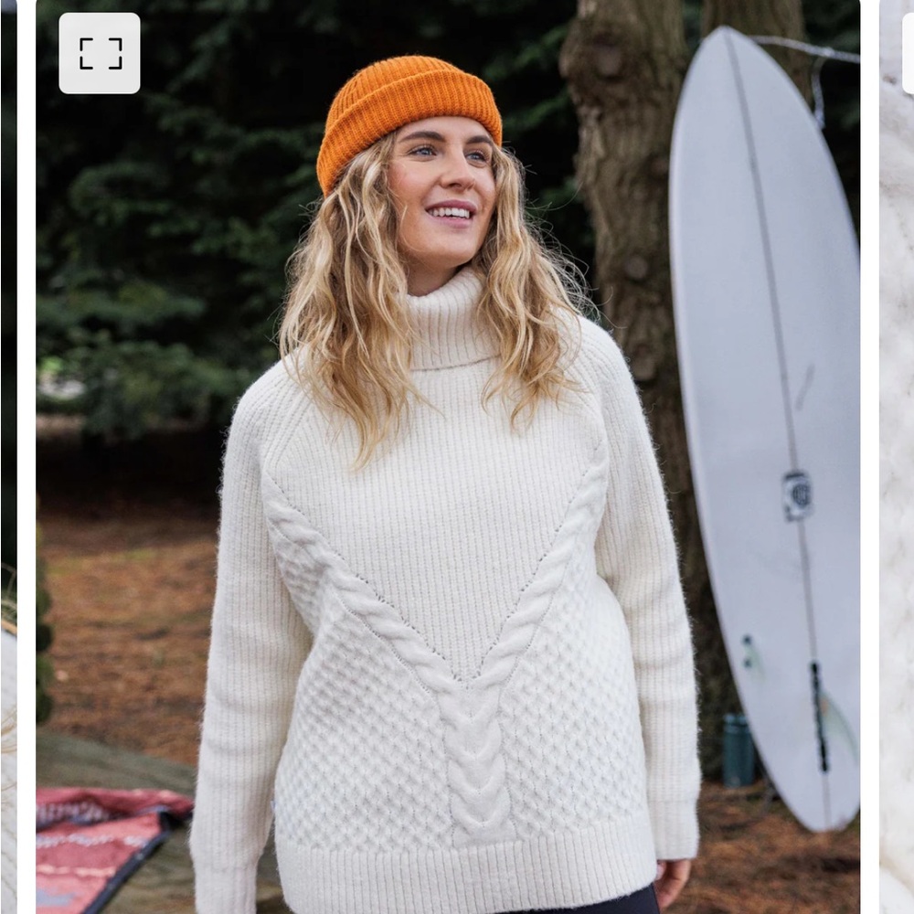 Passenger Snuggle Recycled Knitted Polo Neck-M off white